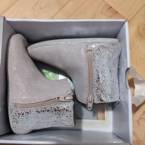 12-18 Month Baby Girl Robeez Boots